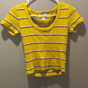 Forever 21 Cropped T-Shirt